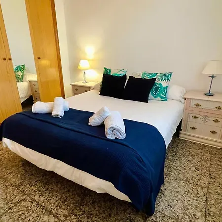 Acogedora Con Piscina Privada Ideal Familias *