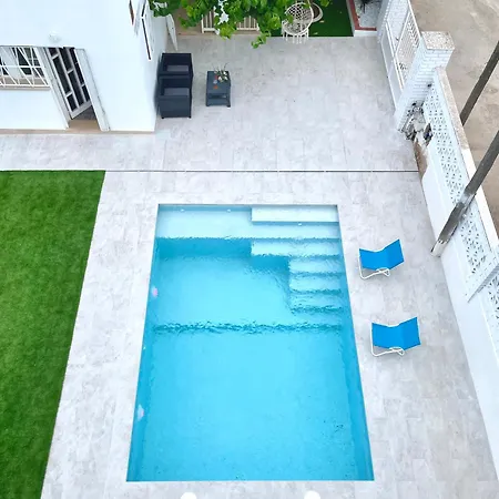 Acogedora Con Piscina Privada Ideal Familias 빌라 *