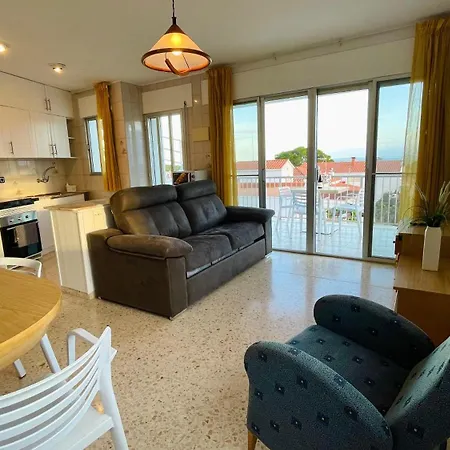 Villa Acogedora Con Piscina Privada Ideal Familias
